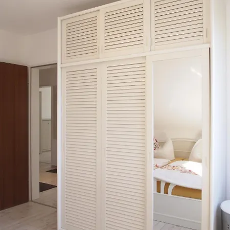 Schimmer Apartment